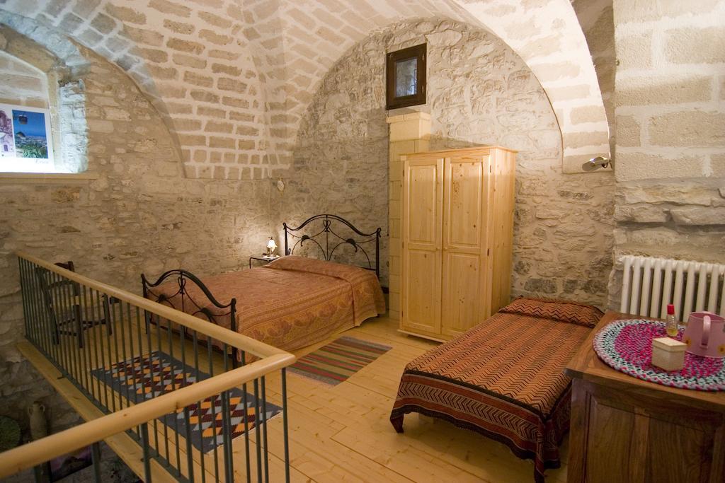 Santa Teresa Apartment Erice Room photo